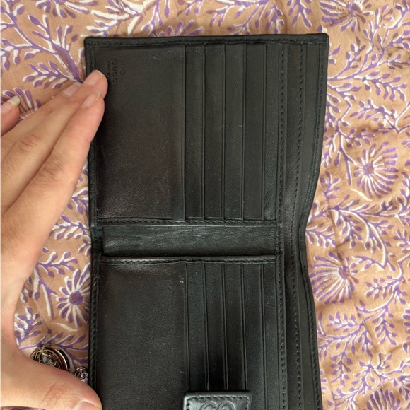 Gucci Black Embossed Leather Wallet - Picture 2 of 3